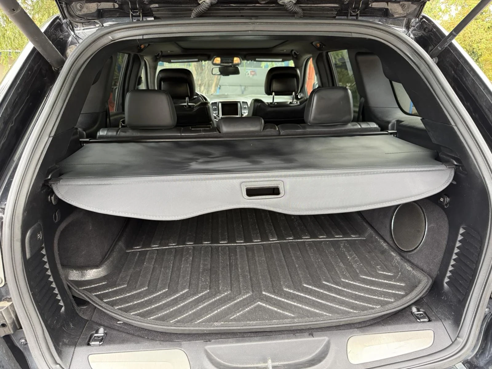 Jeep Grand cherokee Hemi 5, 7 Summit, снимка 13 - Автомобили и джипове - 56239026