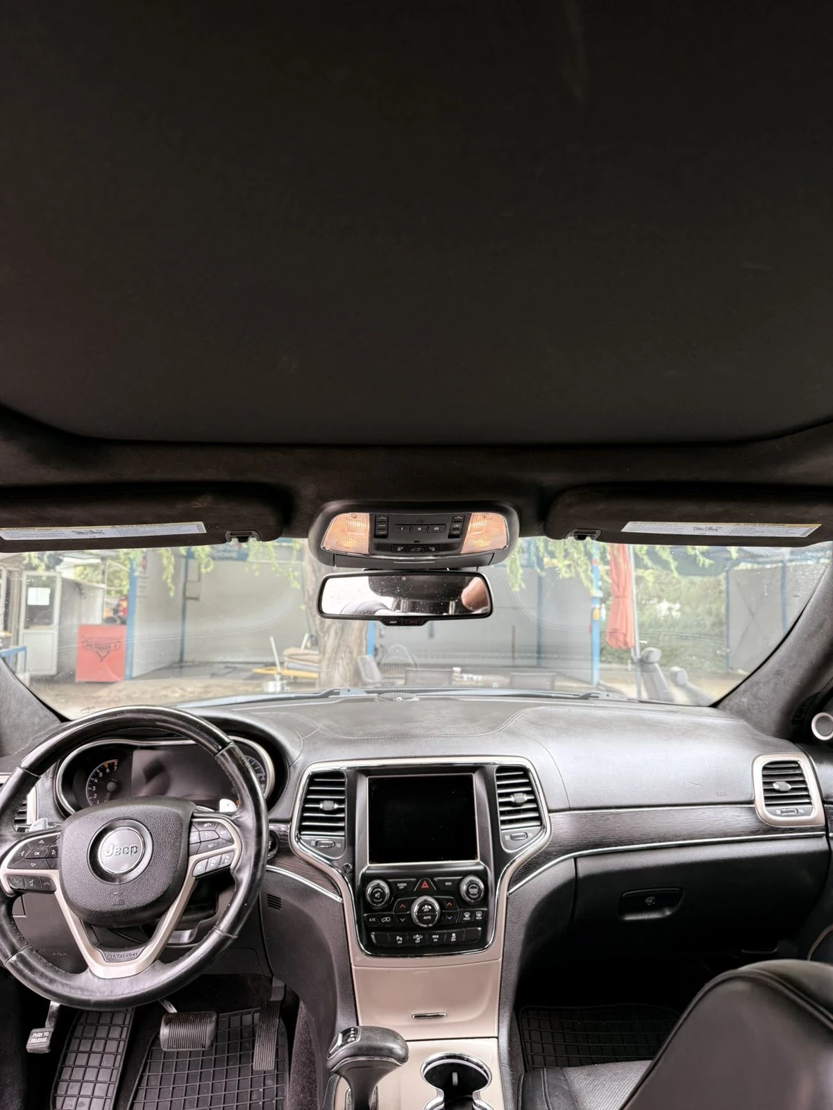 Jeep Grand cherokee Hemi 5, 7 Summit, снимка 2 - Автомобили и джипове - 56239026