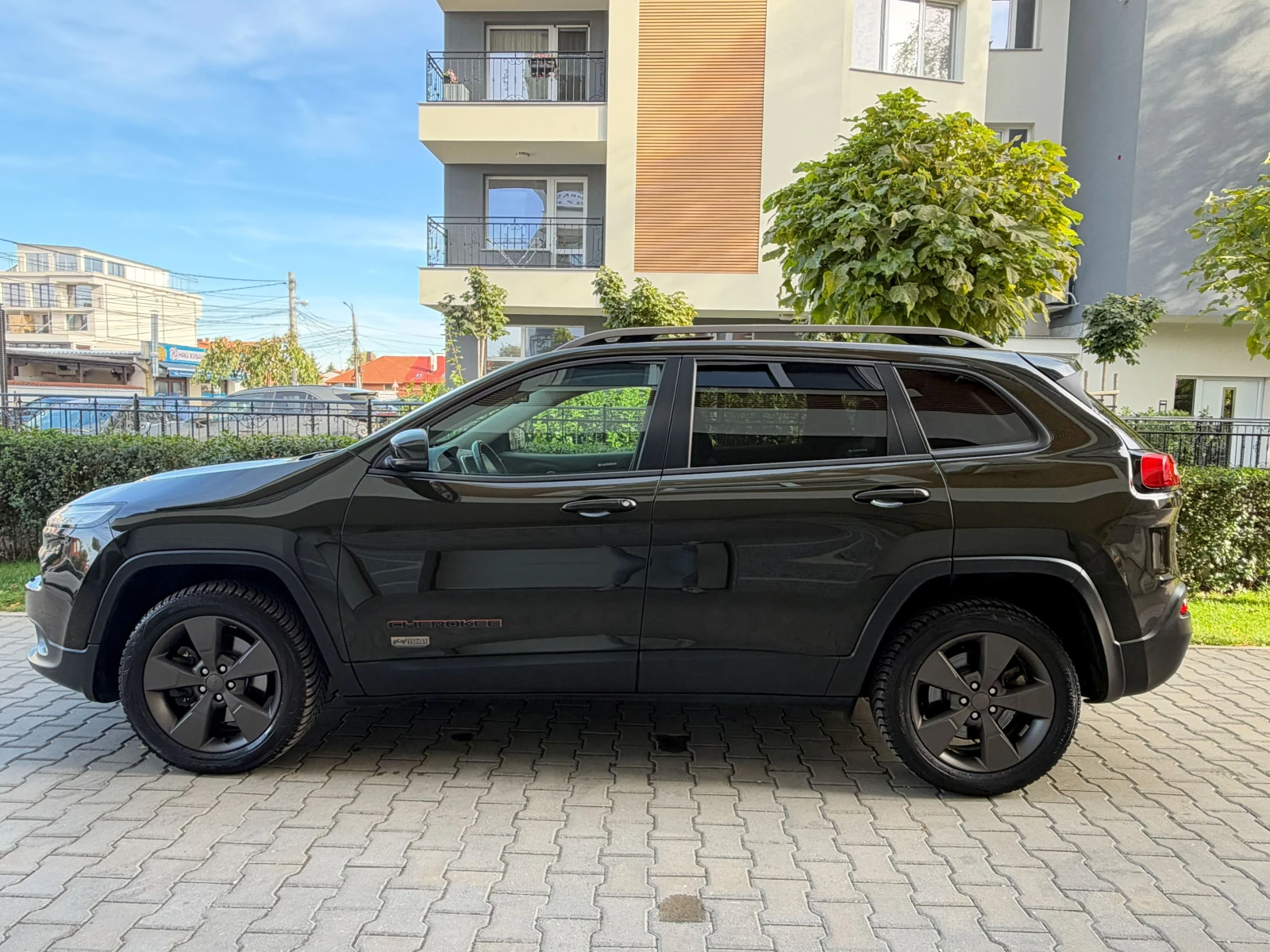 Jeep Cherokee EDITION-75�-115�.�-4�4-200�.�-��������� | Mobile.bg � ����������� 8