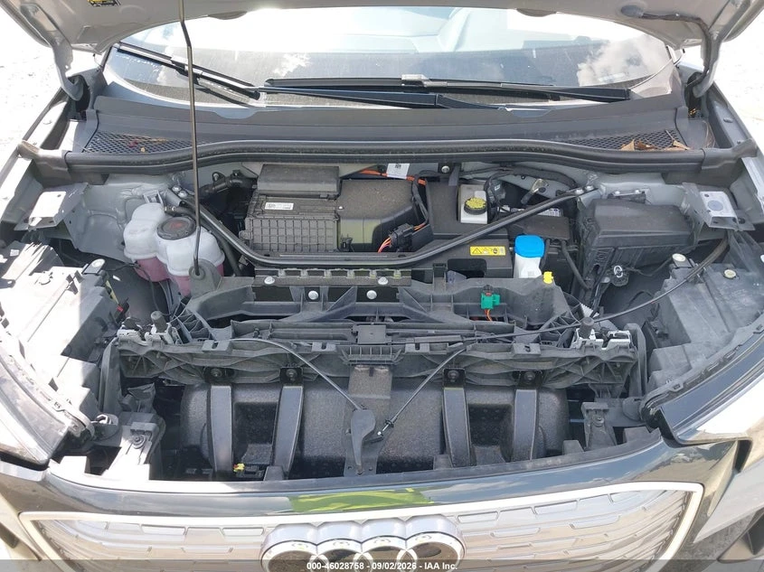 Audi Q4 E-Tron Premium 45 Rwd, снимка 10 - Автомобили и джипове - 56618827