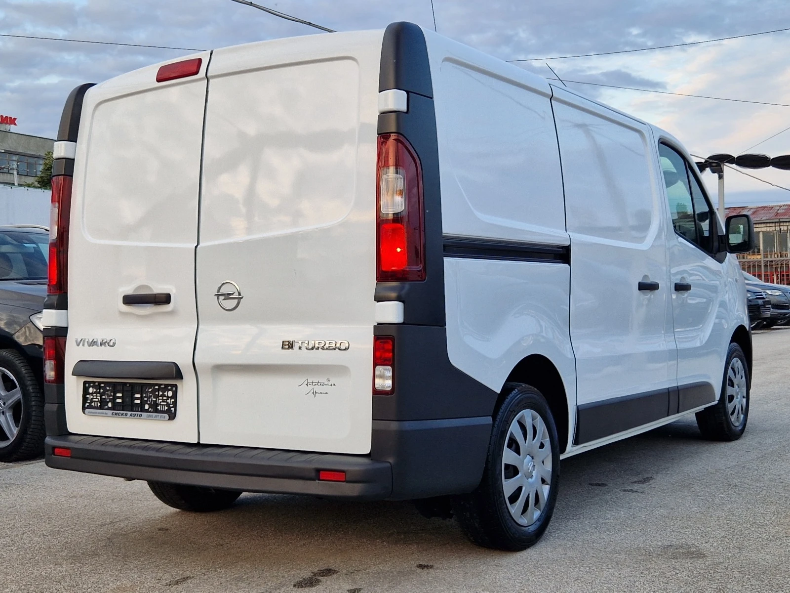 Opel Vivaro 1.6BI-TURBO 6sk EURO 6B* ITALIA* ДДС КРЕДИТ - изображение 4