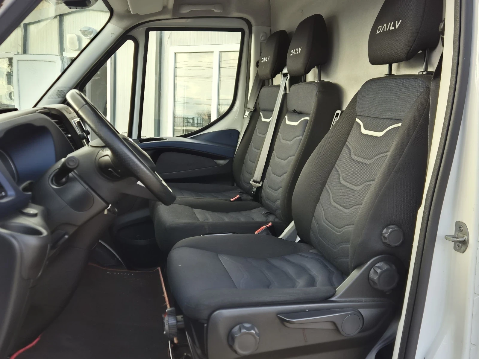 Iveco Daily 35S16 2.3 352LH3  HI MATIC Full led - изображение 8