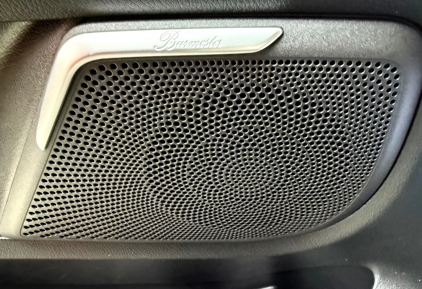 Mercedes-Benz V 300 4Matic/Long/Luxus/Burmaster/360/Panorama, снимка 9 - Бусове и автобуси - 53917951