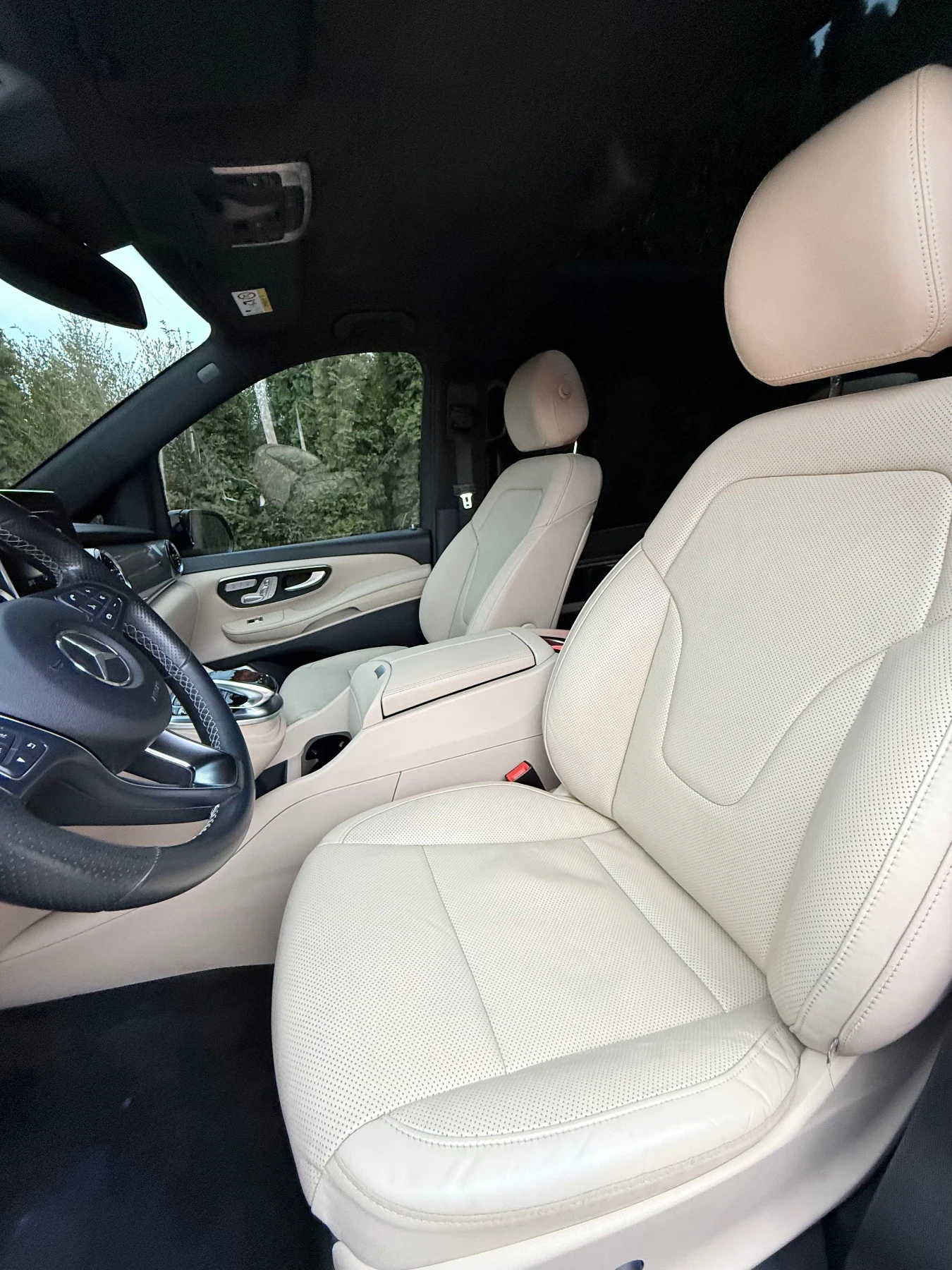 Mercedes-Benz V 300 4Matic/Long/Luxus/Burmaster/360/Panorama, снимка 5 - Бусове и автобуси - 53917951