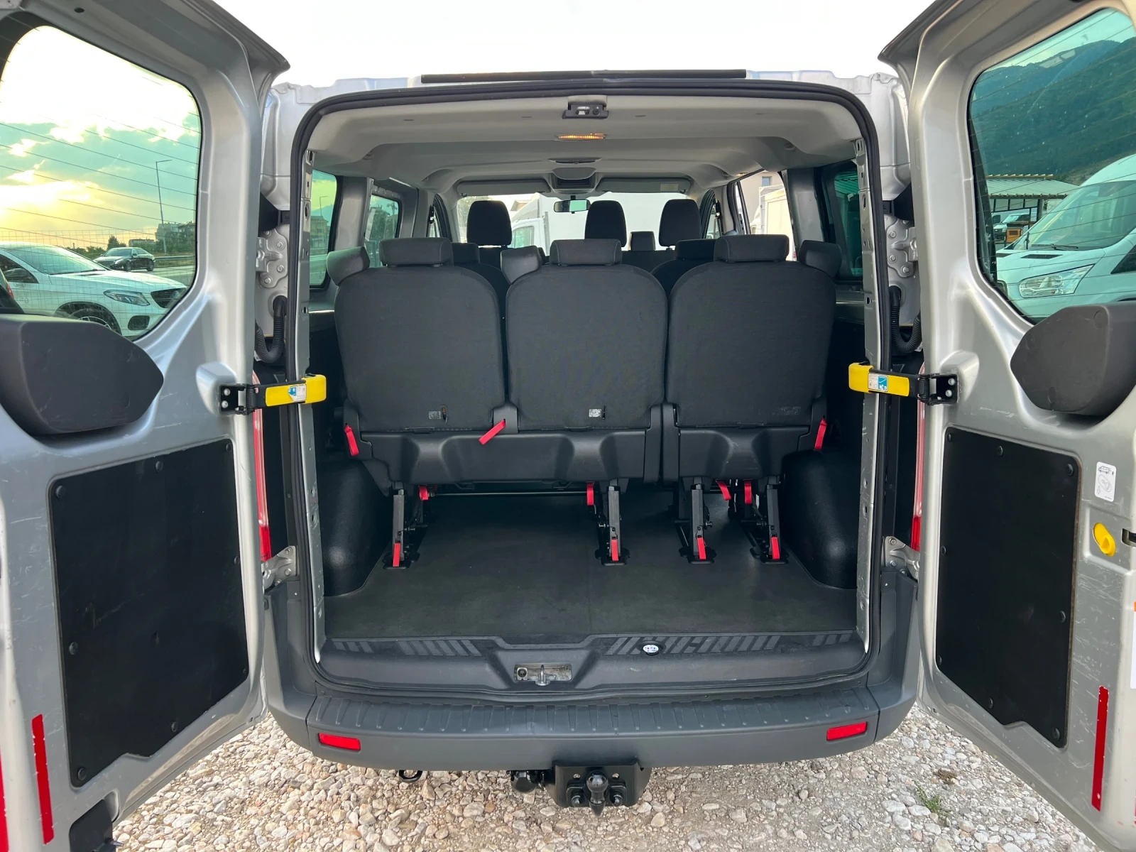 Ford Transit Custom EURO 5 -9 МЕСТА., снимка 11 - Бусове и автобуси - 55953781
