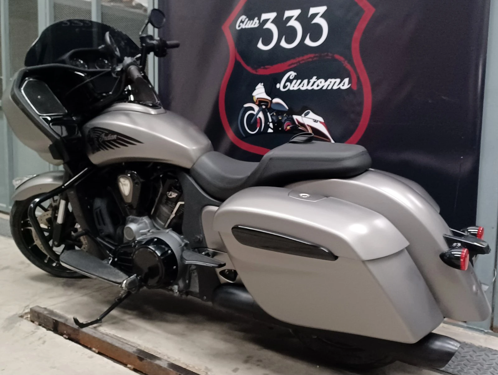 Indian Challenger Dark Horse - изображение 7