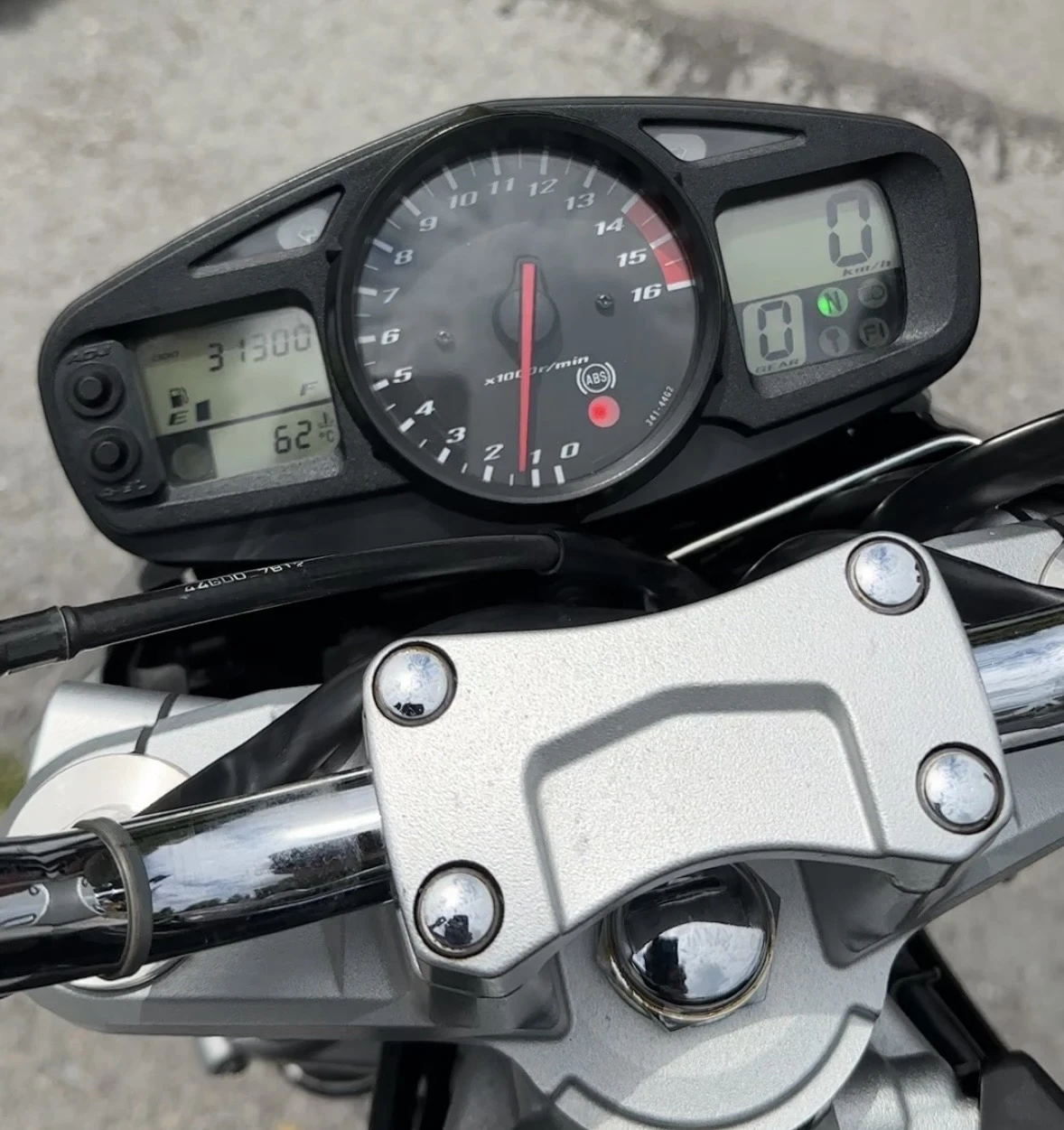 Suzuki Gsr 600 ABS Нов внос Швейцария, снимка 14 - Мотоциклети и мототехника - 54808445