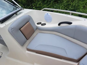 Моторна яхта Monterey 194 FS, снимка 7
