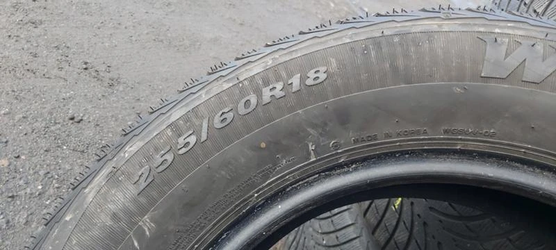 Гуми Зимни 255/60R18, снимка 8 - Гуми и джанти - 31352889