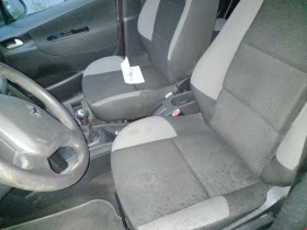 Peugeot 207 2 бр.1.4 и 1.6 бензин на части, снимка 16
