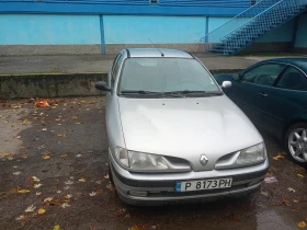 Renault Megane 1.6 90к бензин 1997г, снимка 1