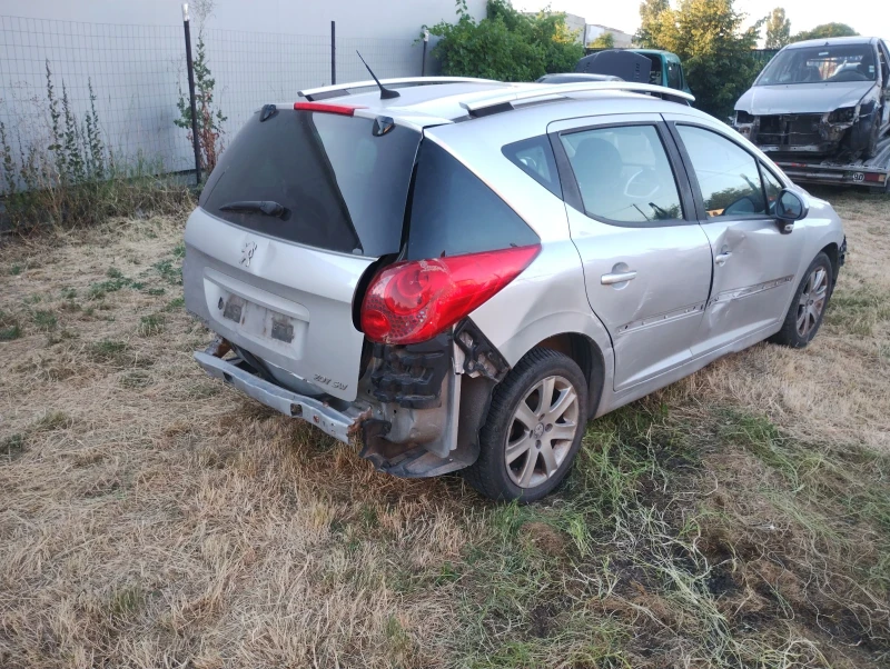 Peugeot 207 2 бр.1.4 и 1.6 бензин на части, снимка 2 - Автомобили и джипове - 52371549