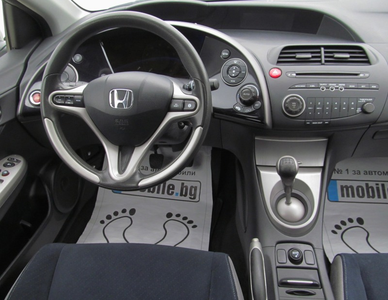 Honda Civic 1.8i БЕНЗИН/EXECUTIVE/ШВЕЙЦАРИЯ, снимка 9 - Автомобили и джипове - 42473481
