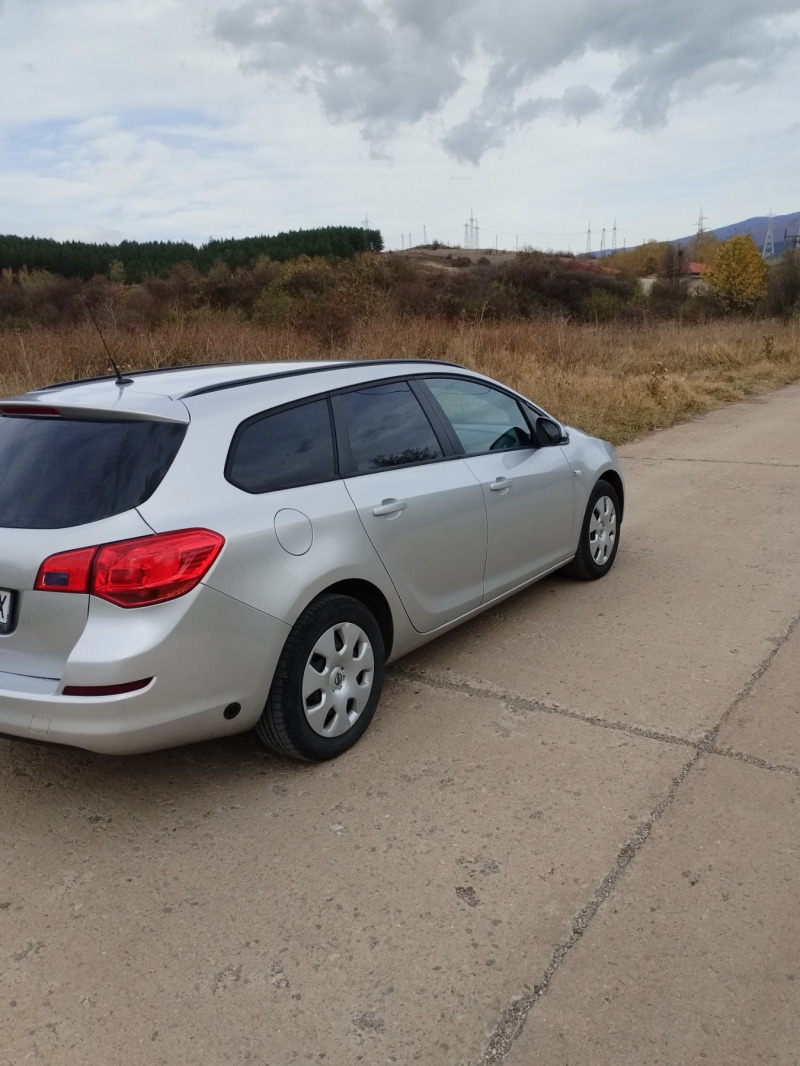 Opel Astra Бензин/Газ, снимка 6 - Автомобили и джипове - 46246156