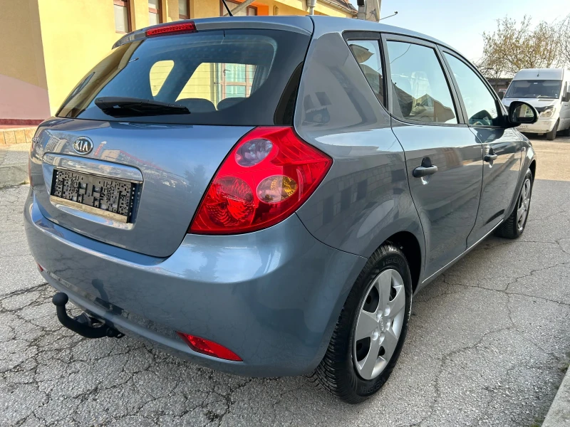 Kia Ceed 1.4i EXCLUSIVE, снимка 5 - Автомобили и джипове - 48788605