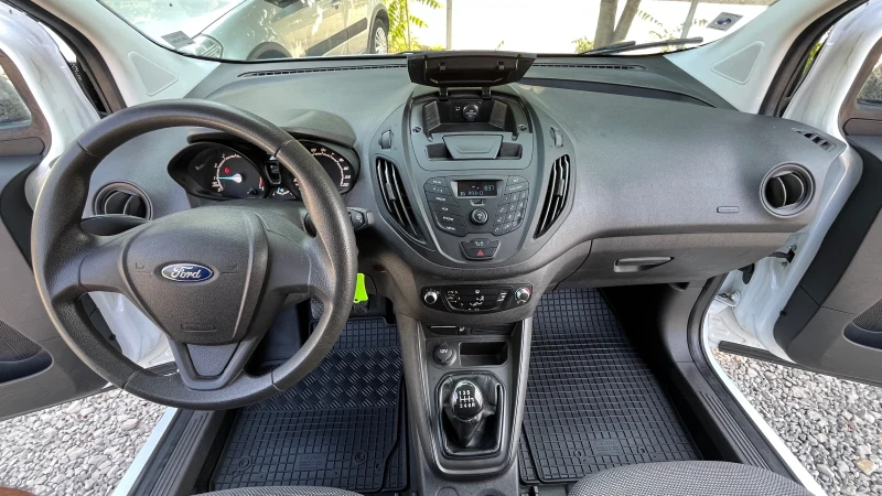 Ford Courier 1, 0 101кс, снимка 8 - Автомобили и джипове - 51692622