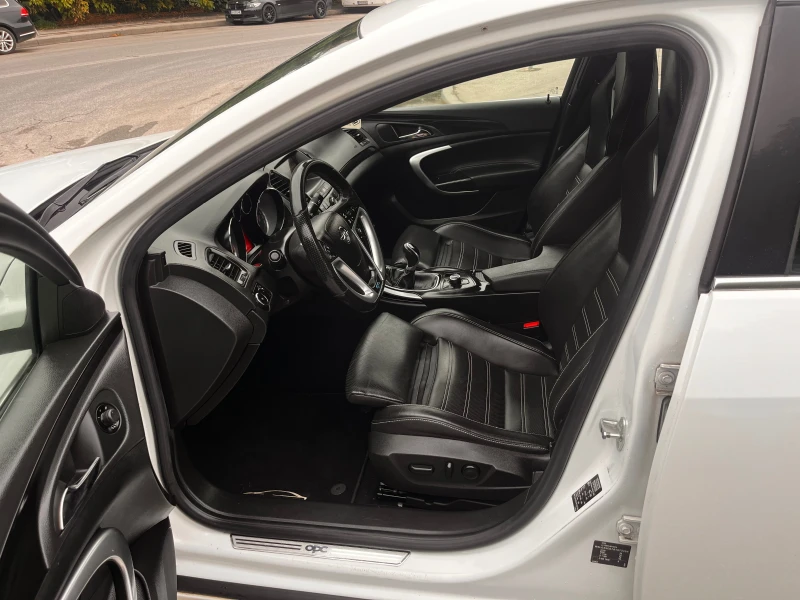 Opel Insignia 2.8LUKS OPC, снимка 7 - Автомобили и джипове - 51764778