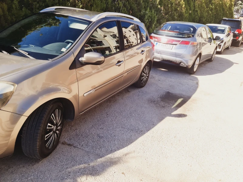 Renault Clio, снимка 15 - Автомобили и джипове - 52682814