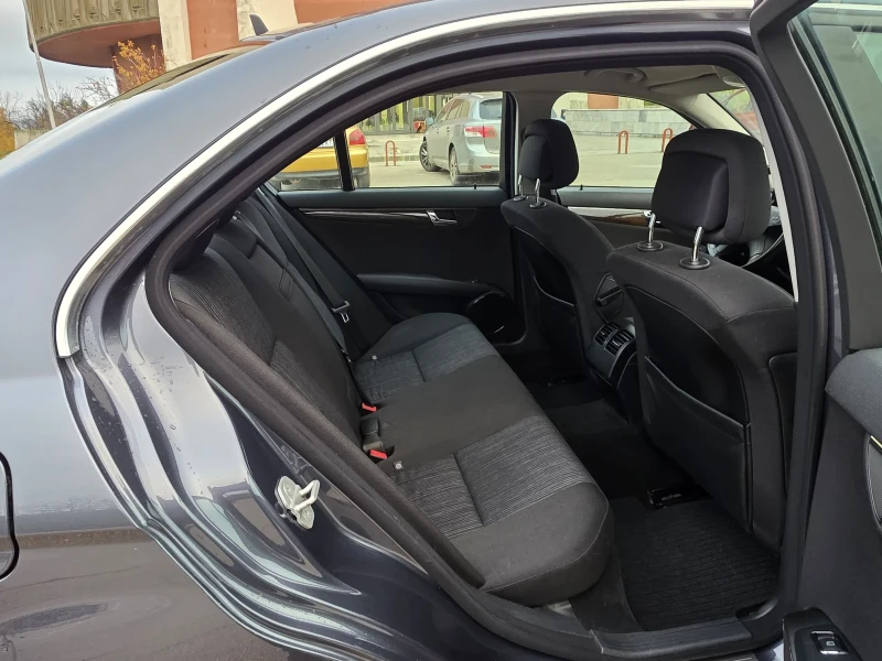 Mercedes-Benz C 180 Kompressor 156к.с , Elegance , снимка 16 - Автомобили и джипове - 52516590
