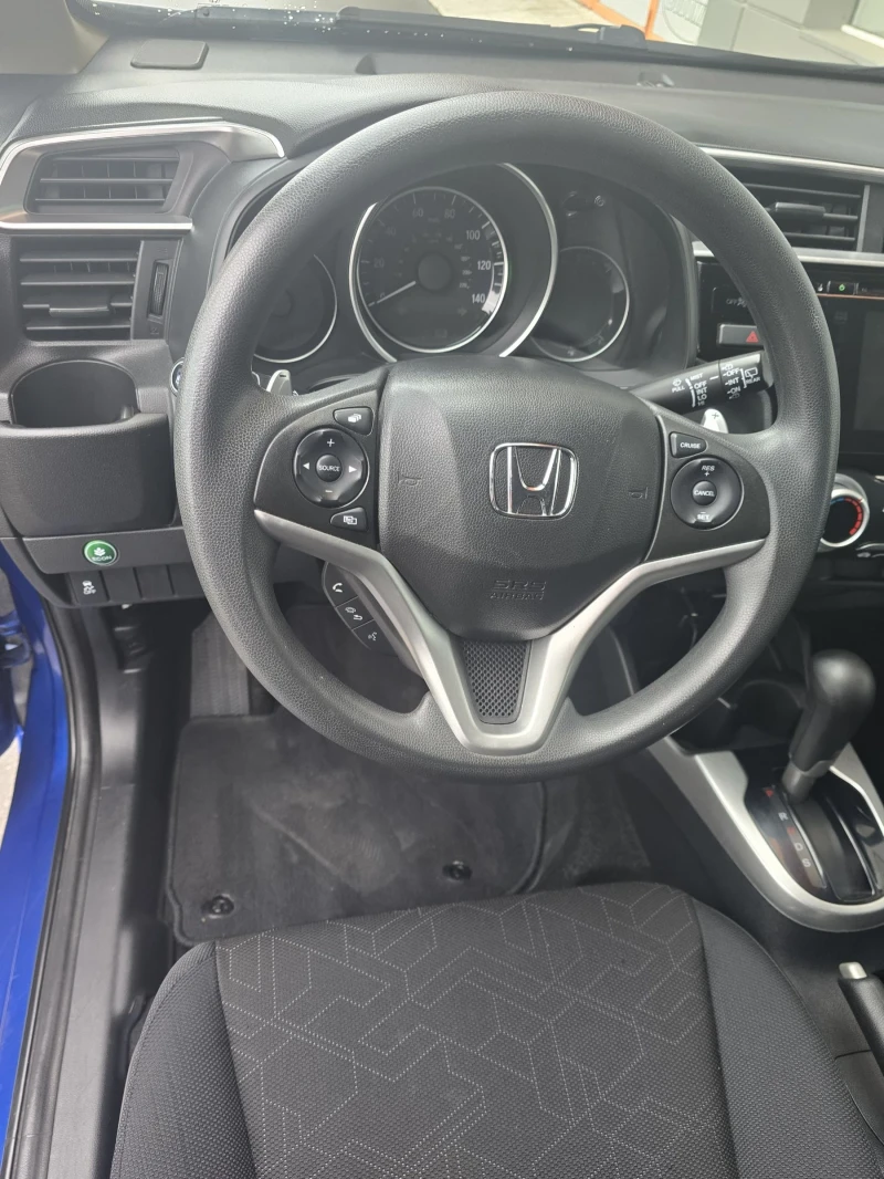 Honda Jazz, снимка 15 - Автомобили и джипове - 52526726
