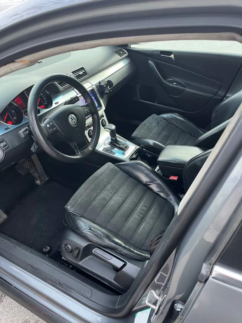 VW Passat 2.0 TDI DSG УНИКАТ!, снимка 11 - Автомобили и джипове - 52637442