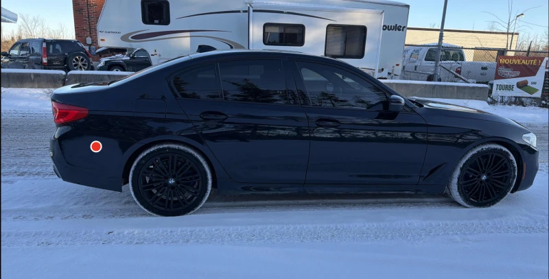 BMW 530 M* SPORT* XDRIVE* ХЕДЪП* 360КАМЕРА* HARMON* KARDON, снимка 2 - Автомобили и джипове - 52739526
