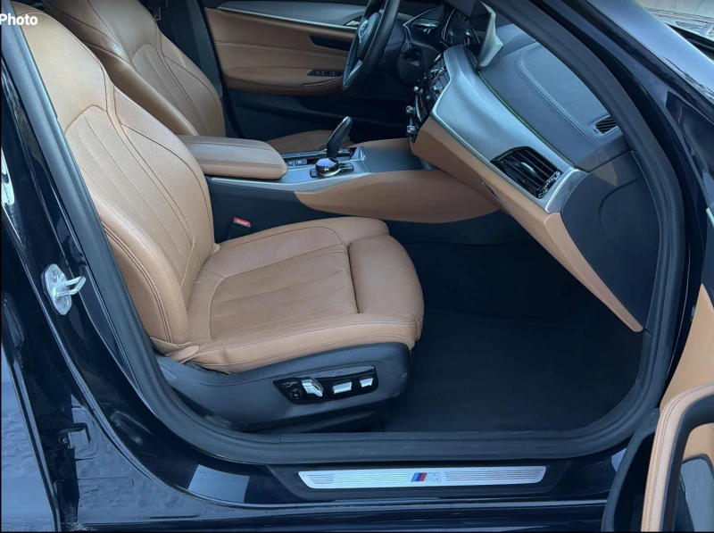 BMW 530 M* SPORT* XDRIVE* ХЕДЪП* 360КАМЕРА* HARMON* KARDON, снимка 14 - Автомобили и джипове - 52739526