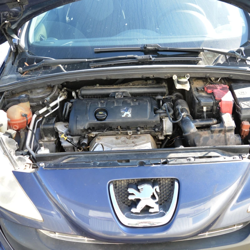 Peugeot 308 1.6 i, снимка 8 - Автомобили и джипове - 53423145