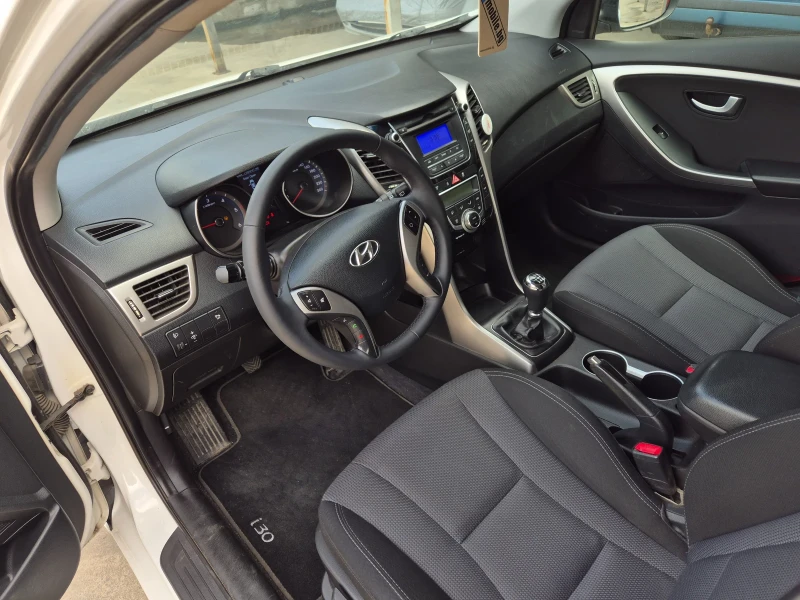 Hyundai I30 1.6d-110k.Евро5 , снимка 9 - Автомобили и джипове - 53466831