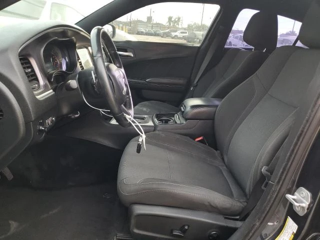 Dodge Charger 3.6L 6 Rear-wheel drive, снимка 11 - Автомобили и джипове - 52937301