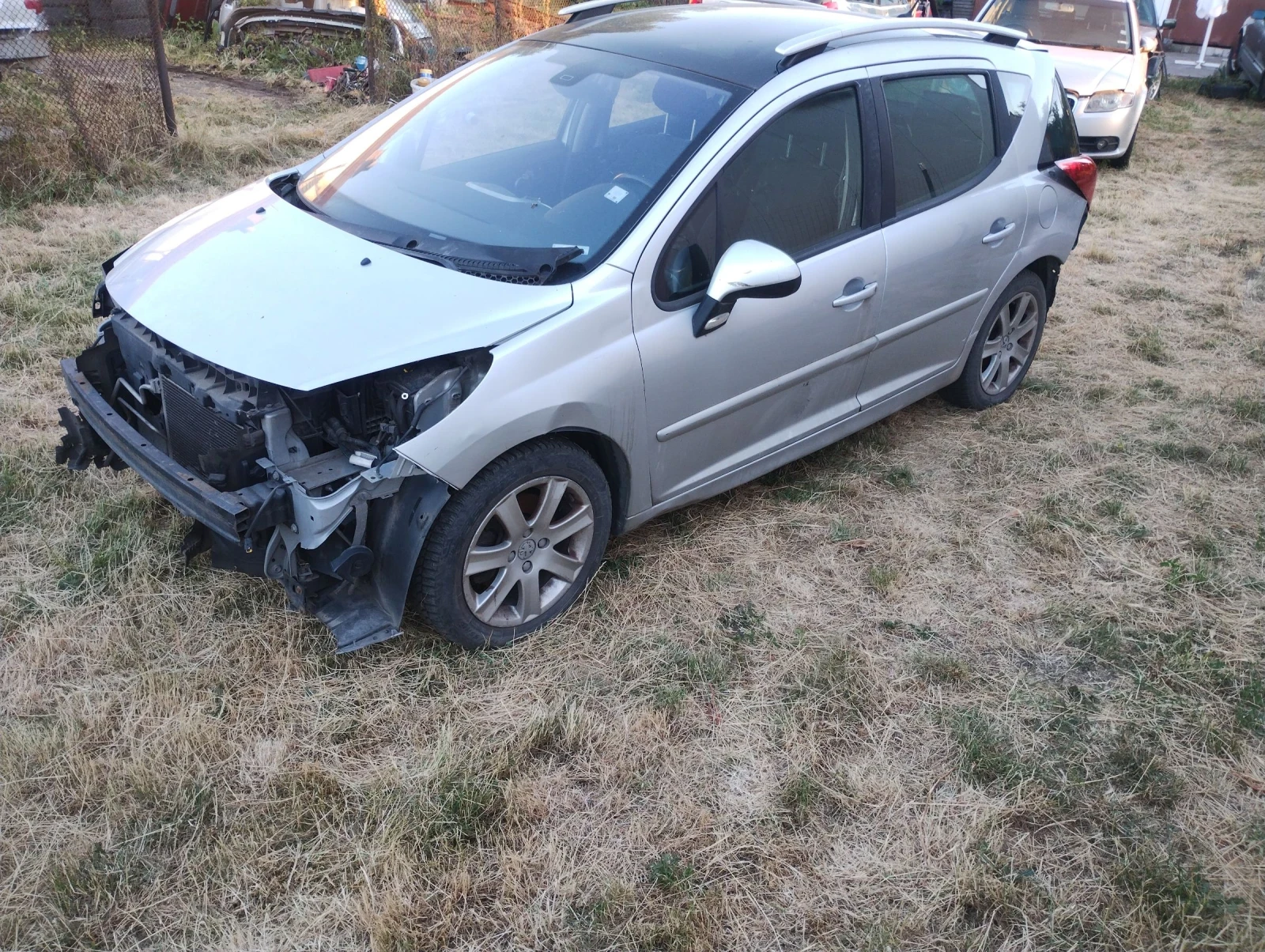 Peugeot 207 2 бр.1.4 и 1.6 на части - изображение 10