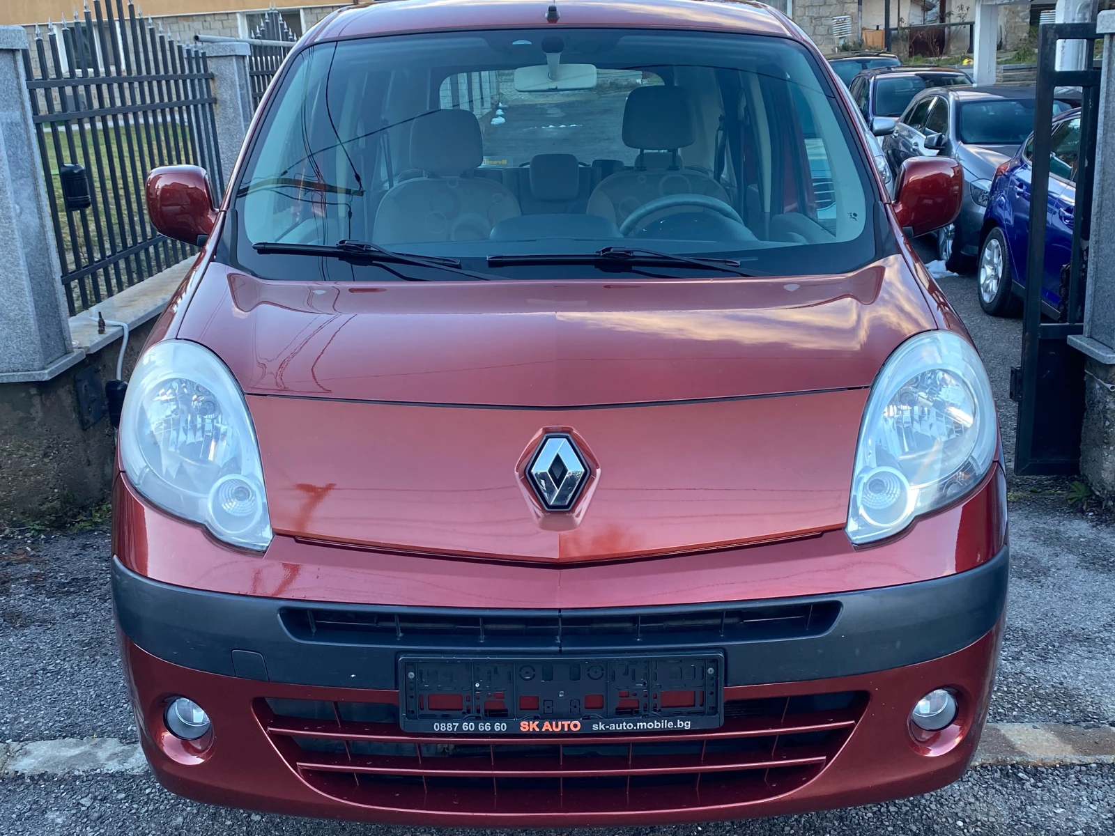 Renault Kangoo 1.6i-ГАЗ-169000km!!!-EURO4-02.2010g-KLIMATIK - изображение 3