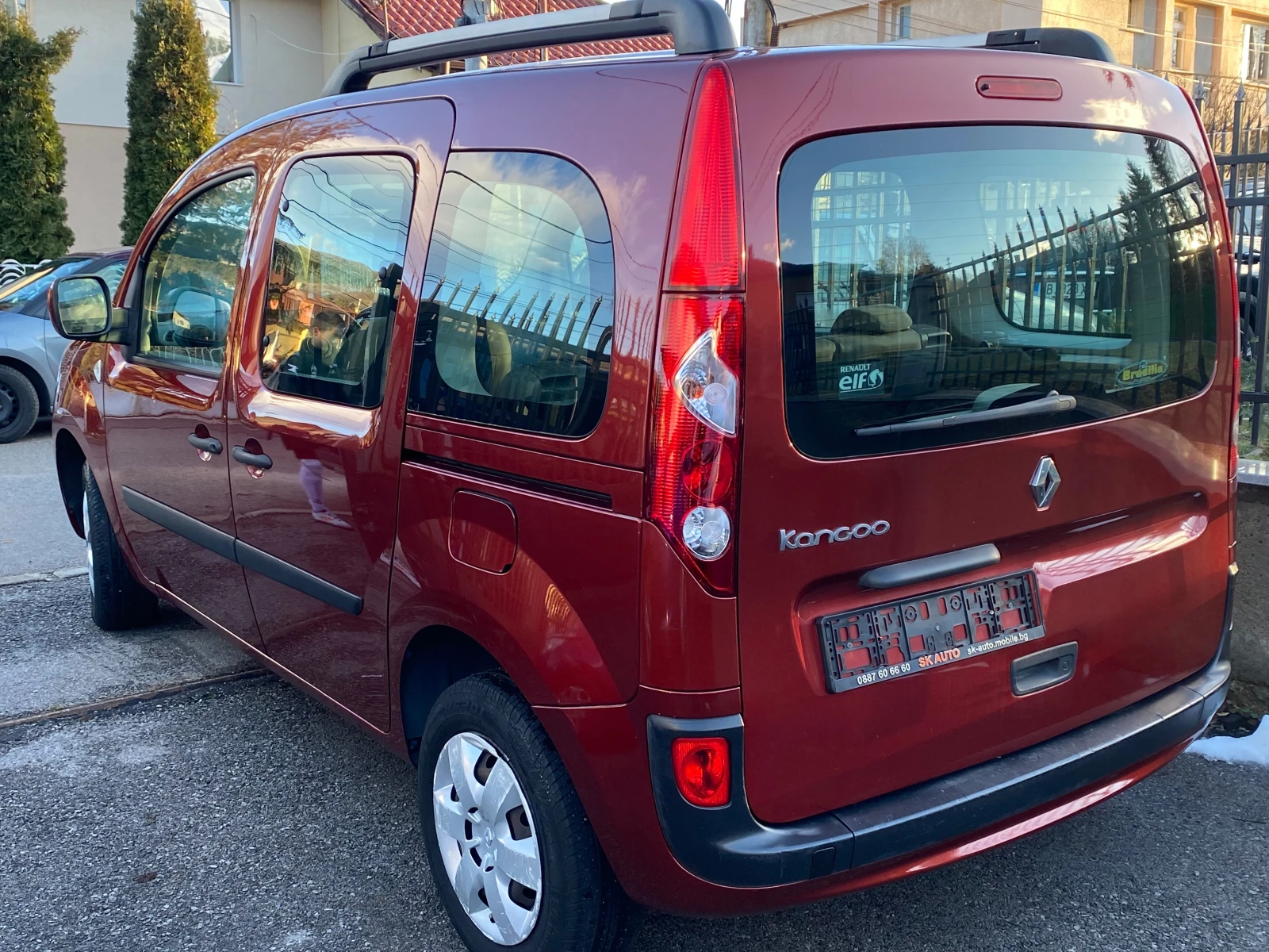 Renault Kangoo 1.6i-ГАЗ-169000km!!!-EURO4-02.2010g-KLIMATIK - изображение 4