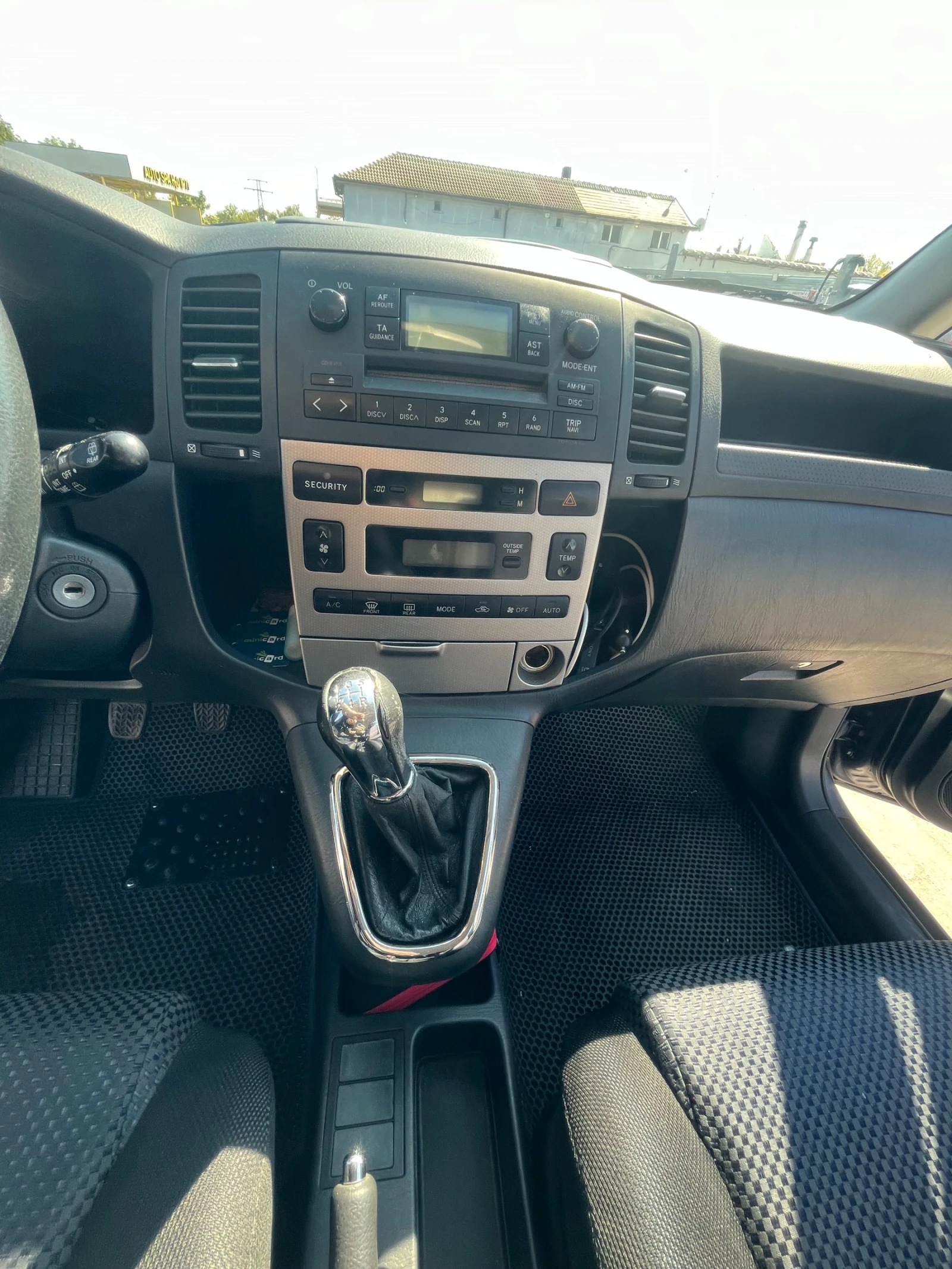 Toyota Corolla verso  - изображение 4