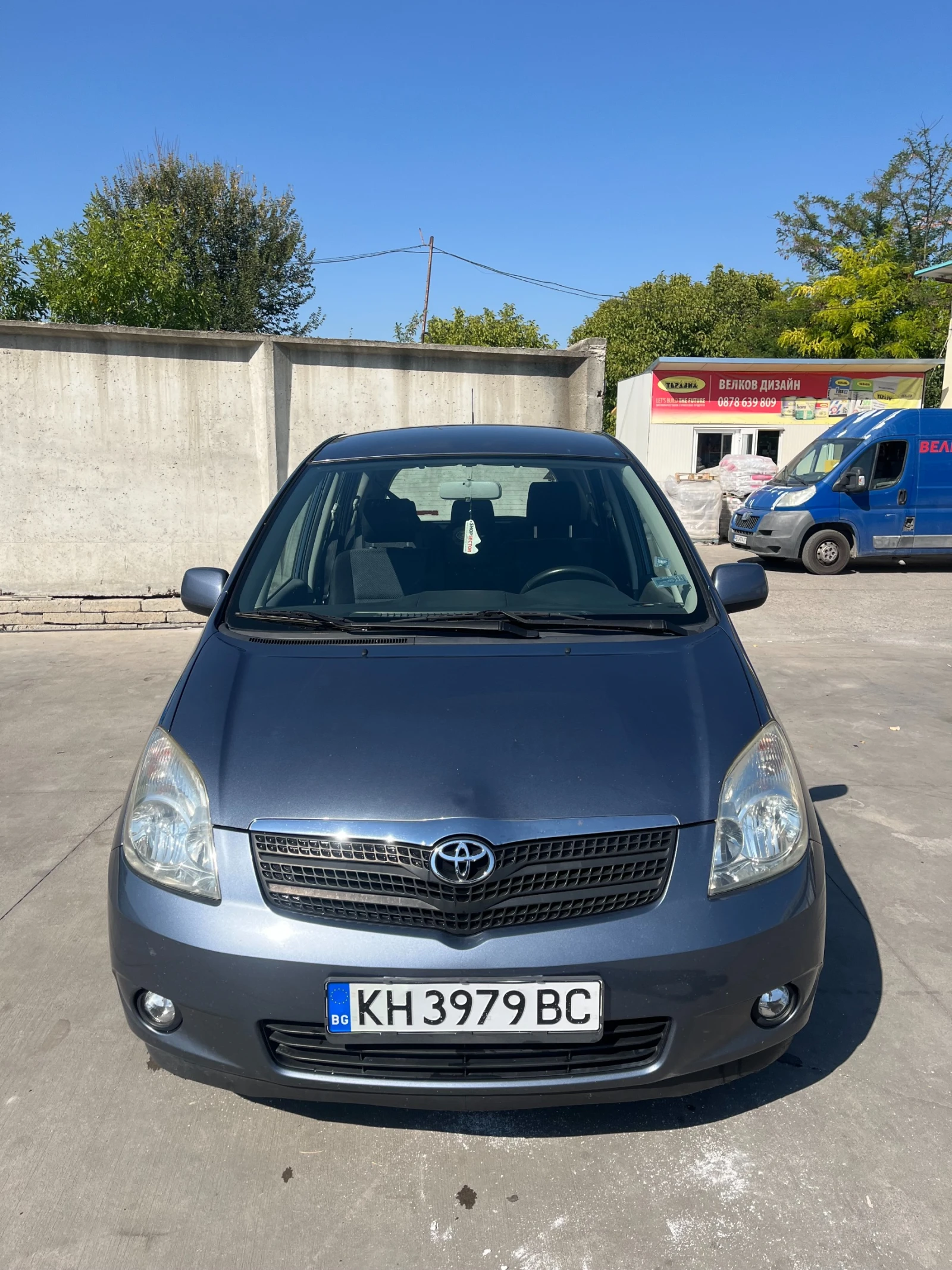 Toyota Corolla verso  - изображение 9