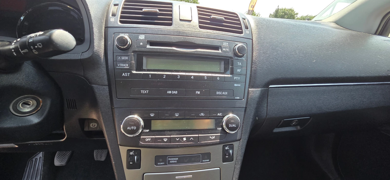 Toyota Avensis 1.8 VVTI - изображение 7