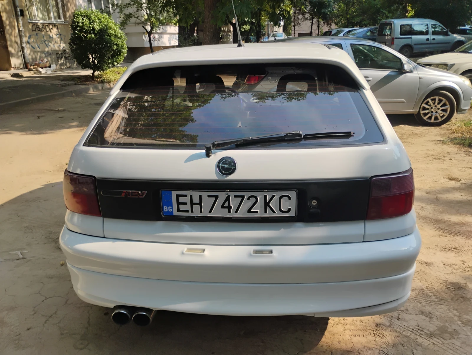 Opel Astra GSI - изображение 2