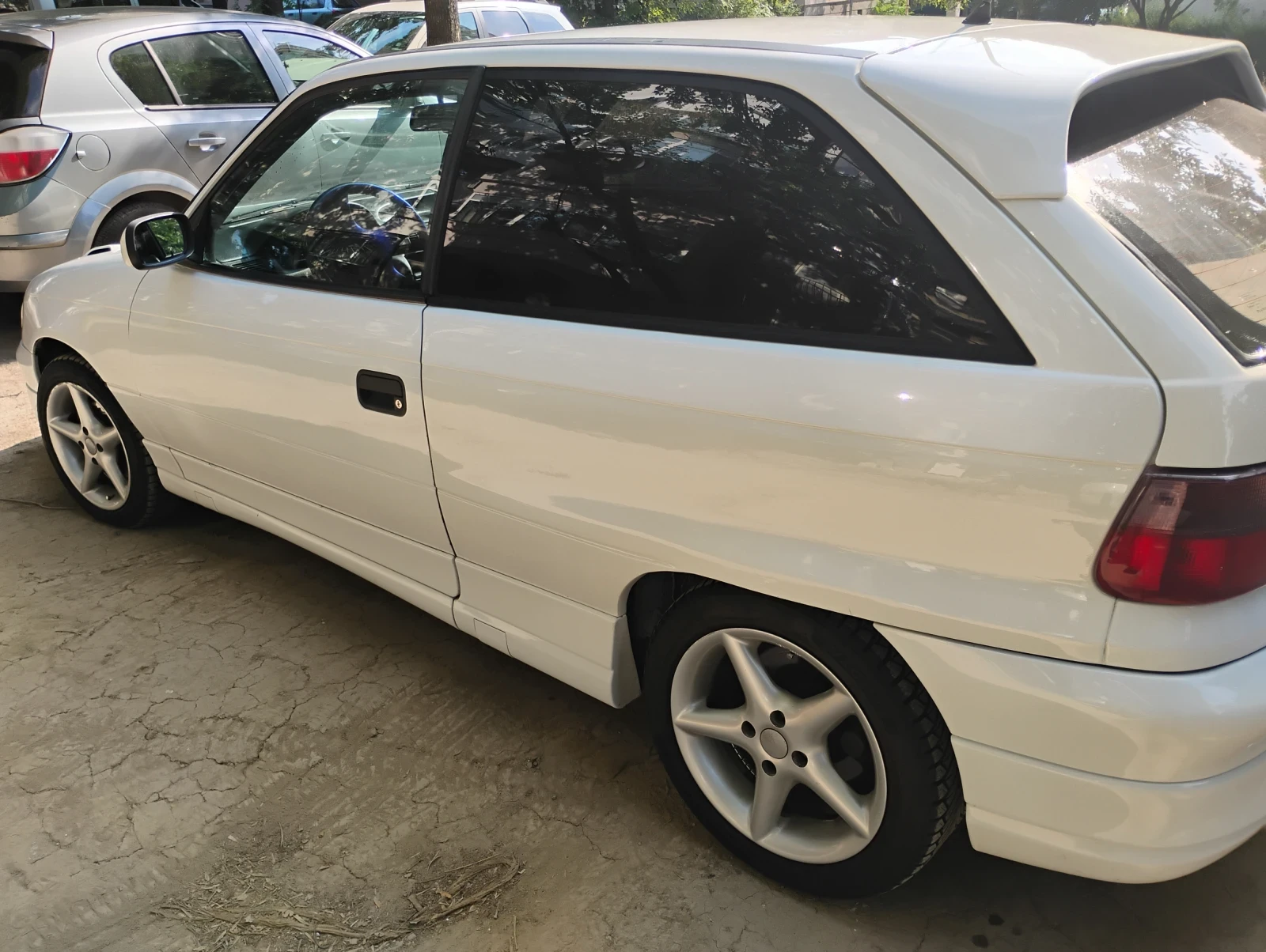 Opel Astra GSI - изображение 4