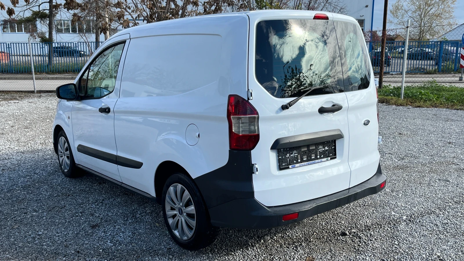 Ford Courier 1, 0 101кс - изображение 4