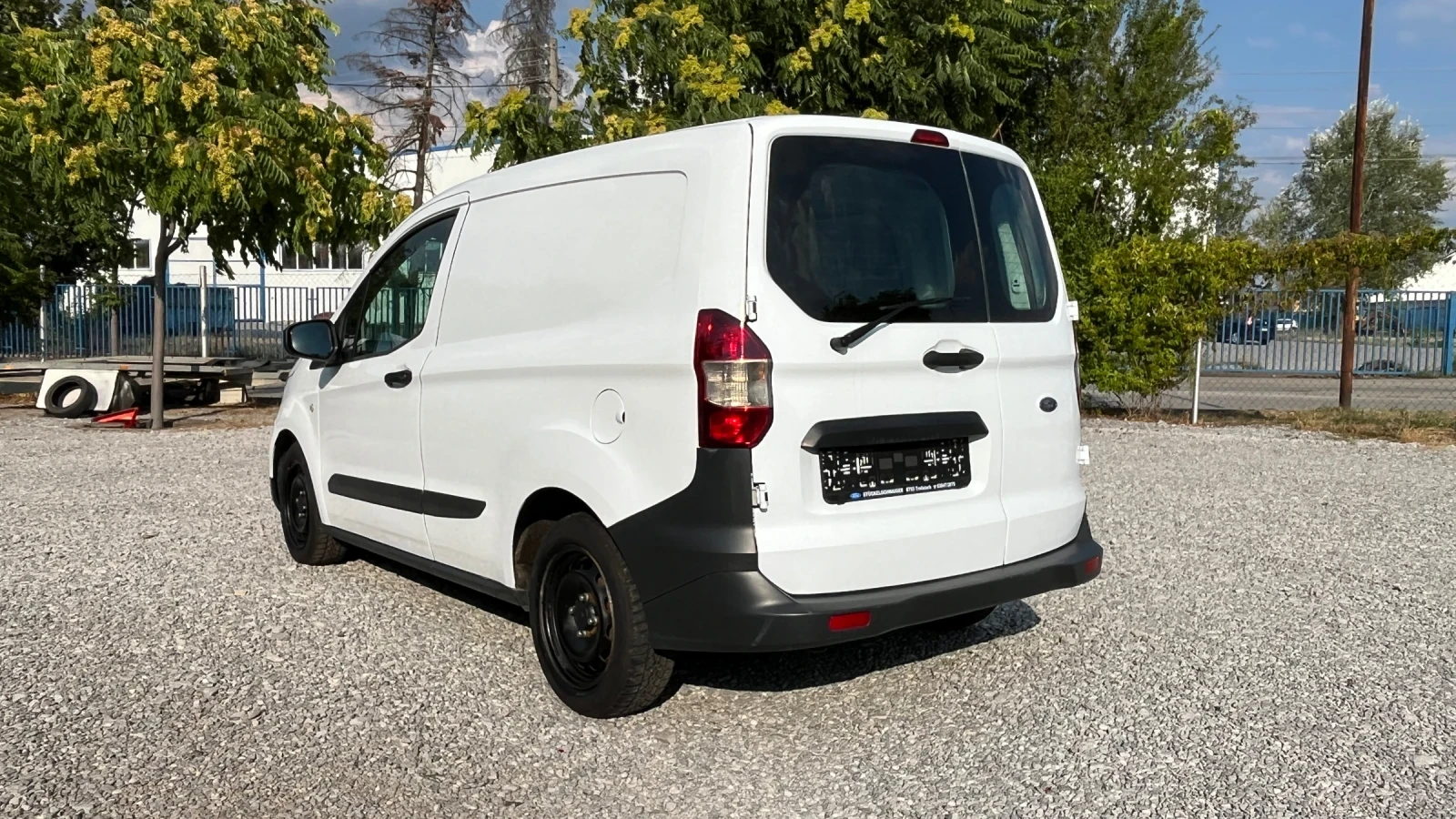 Ford Courier 1, 0 101кс - изображение 3