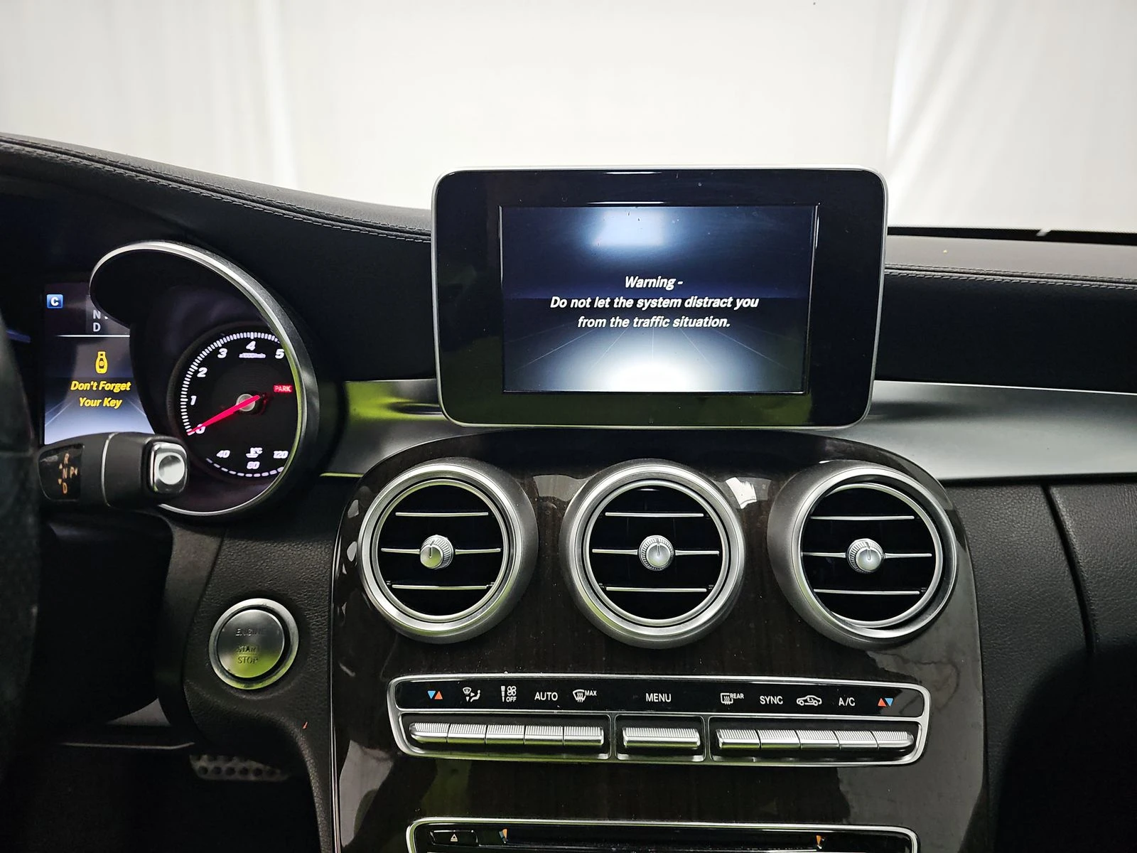 Mercedes-Benz C 300 AMG PACK* BURMASTER* KEYLESS GO* COUPE* ПОДГРЕВ* К - изображение 10