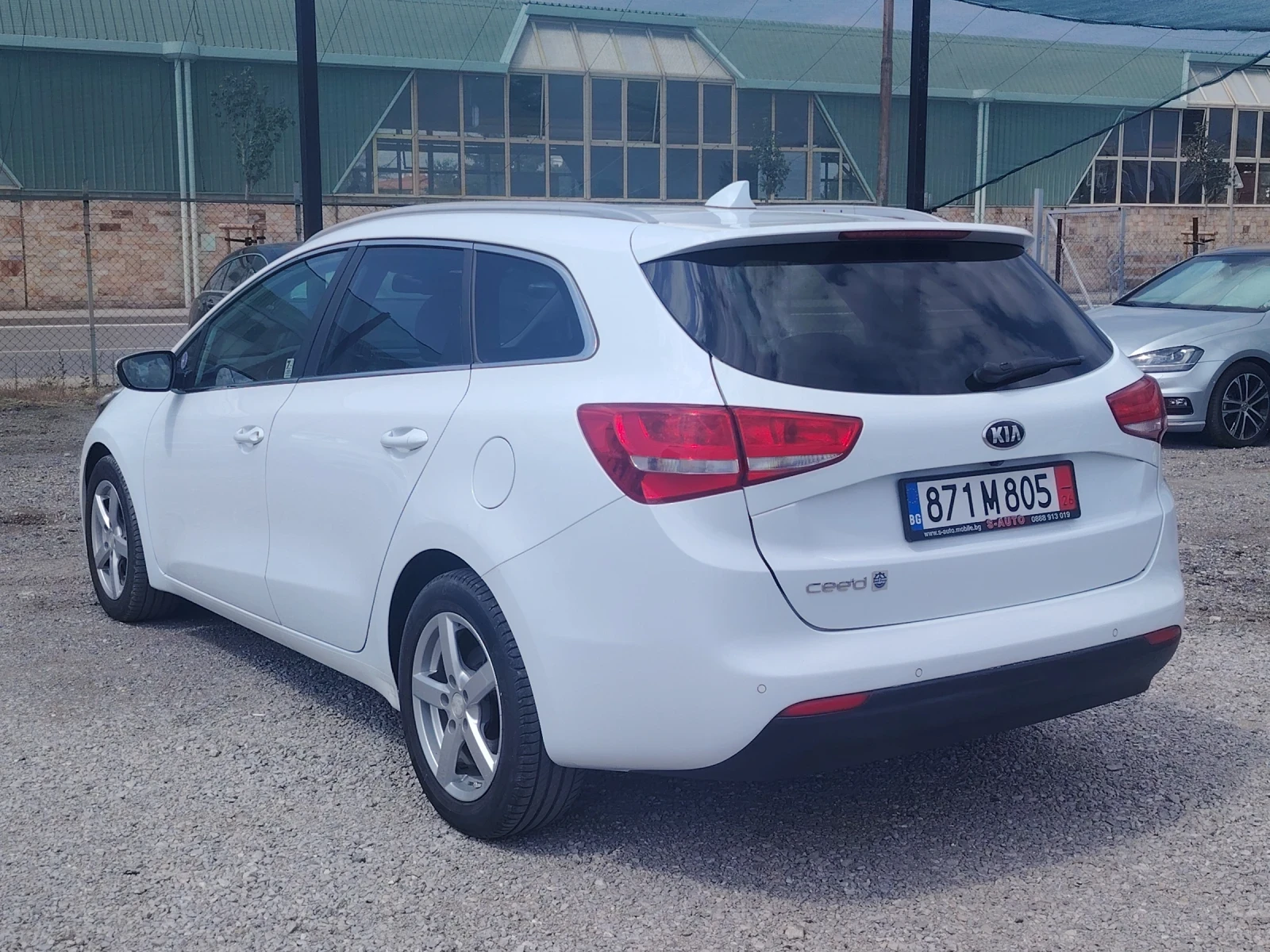 Kia Ceed 1.6 GDI Автоматик! 159000км.Swiss, снимка 6 - Автомобили и джипове - 55633417