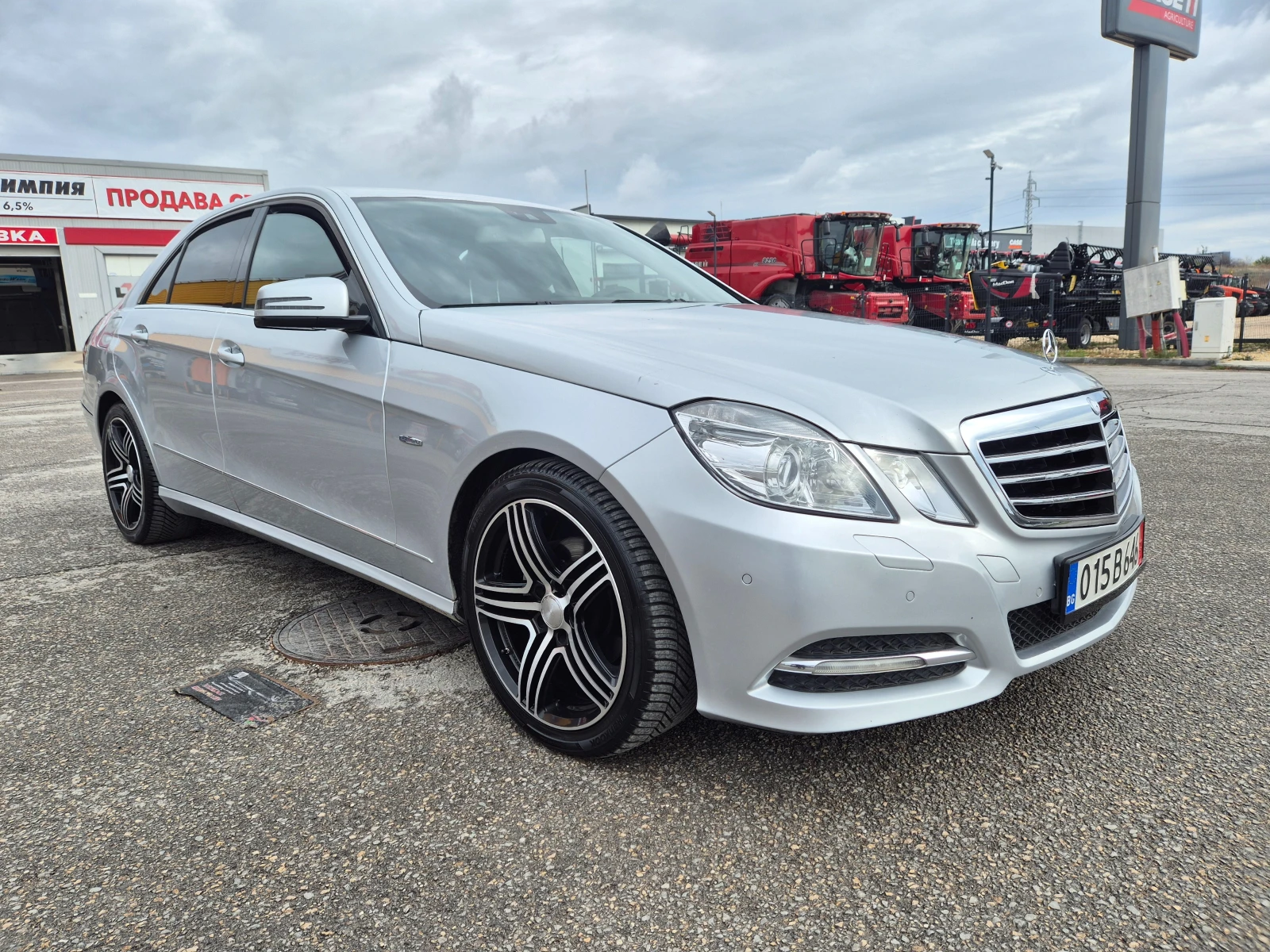 Mercedes-Benz E 220 220CDI AMG AVANTGARDE  - изображение 3