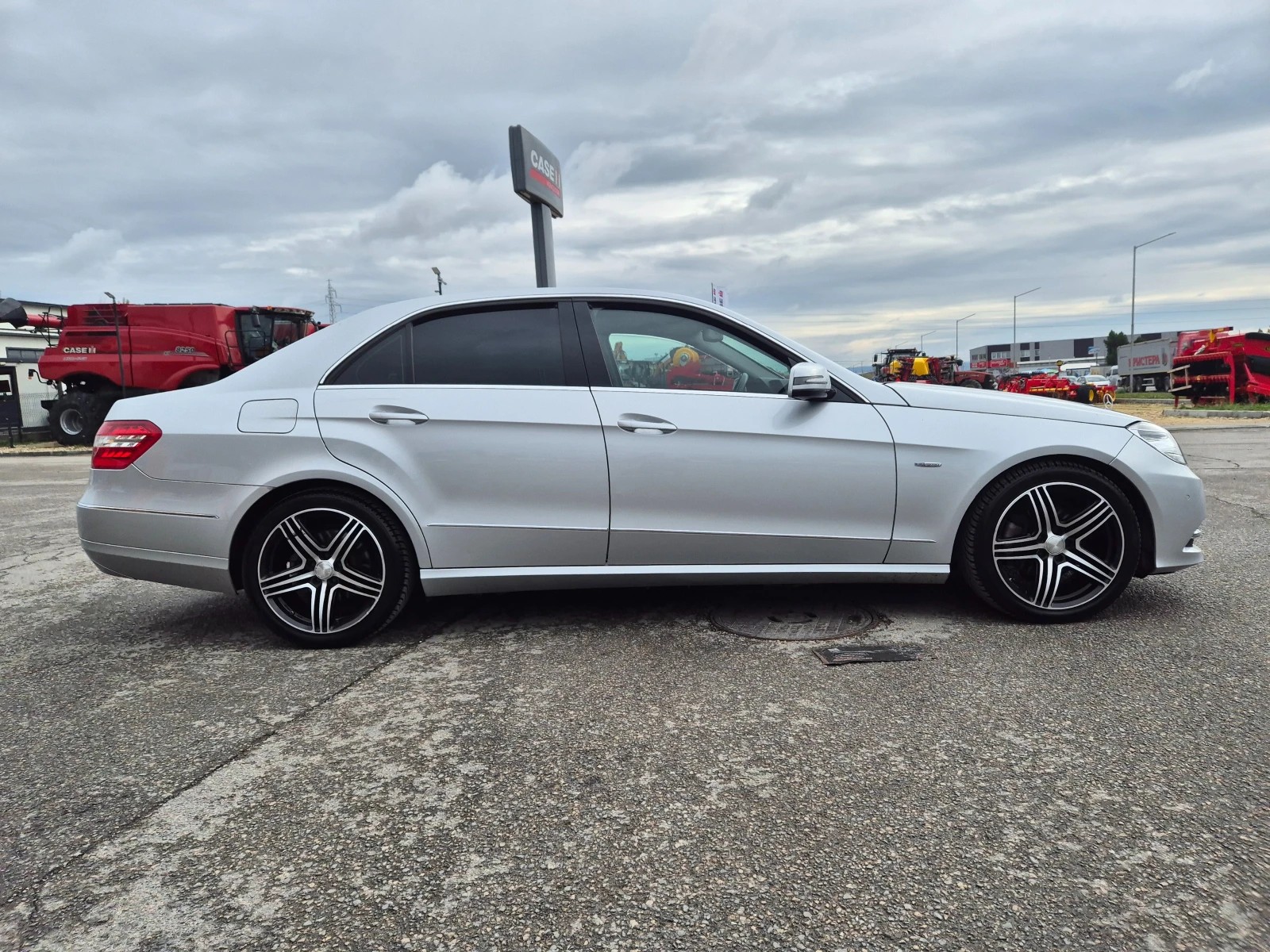 Mercedes-Benz E 220 220CDI AMG AVANTGARDE  - изображение 4