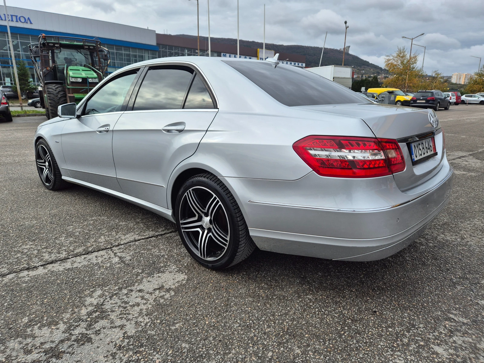 Mercedes-Benz E 220 220CDI AMG AVANTGARDE  - изображение 8