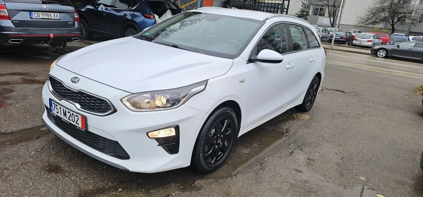 Kia Ceed 1.6 CRDI     | Mobile.bg   1