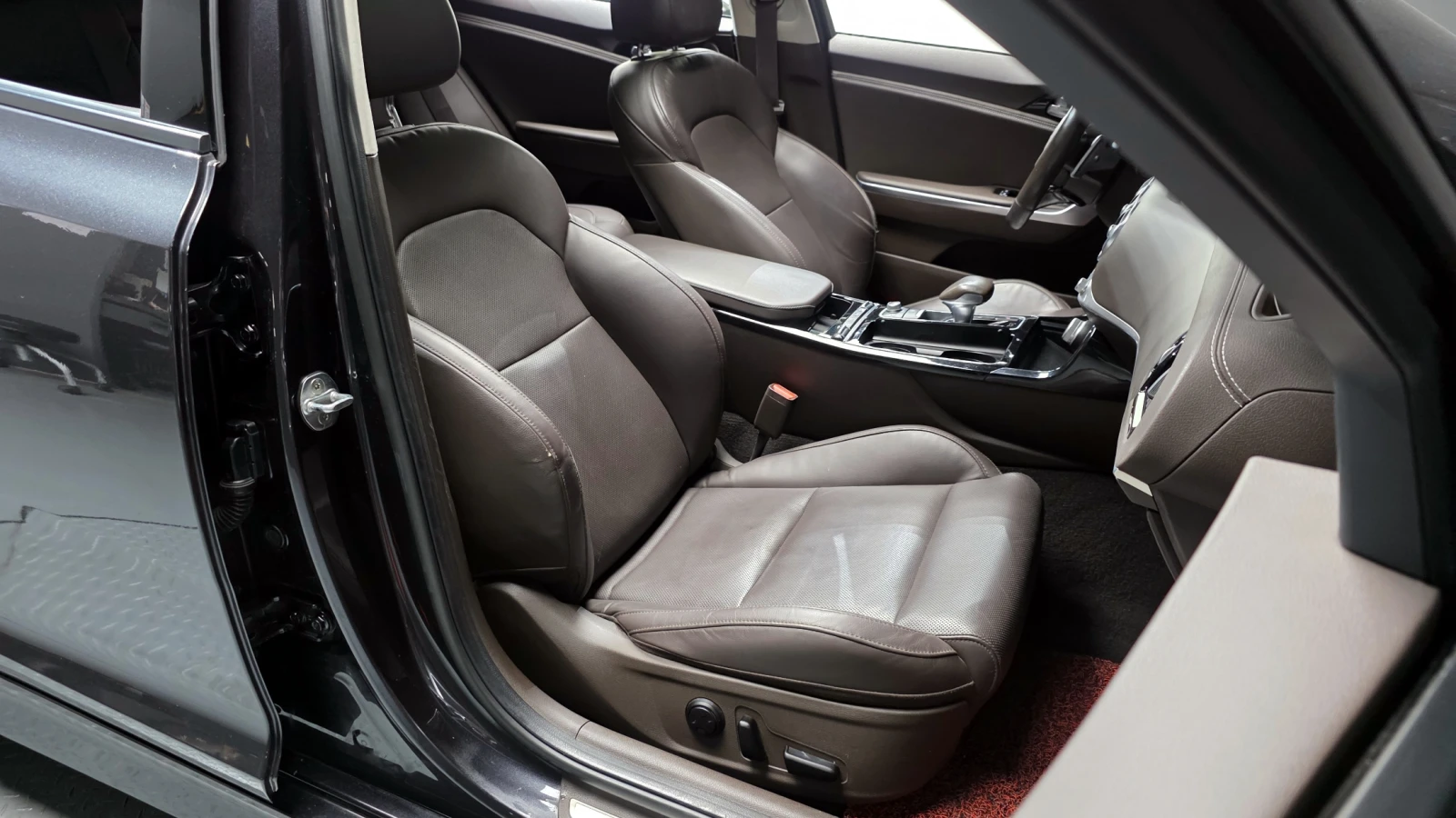 Kia Stinger 2.0T AWD PLATINUM | Mobile.bg   8