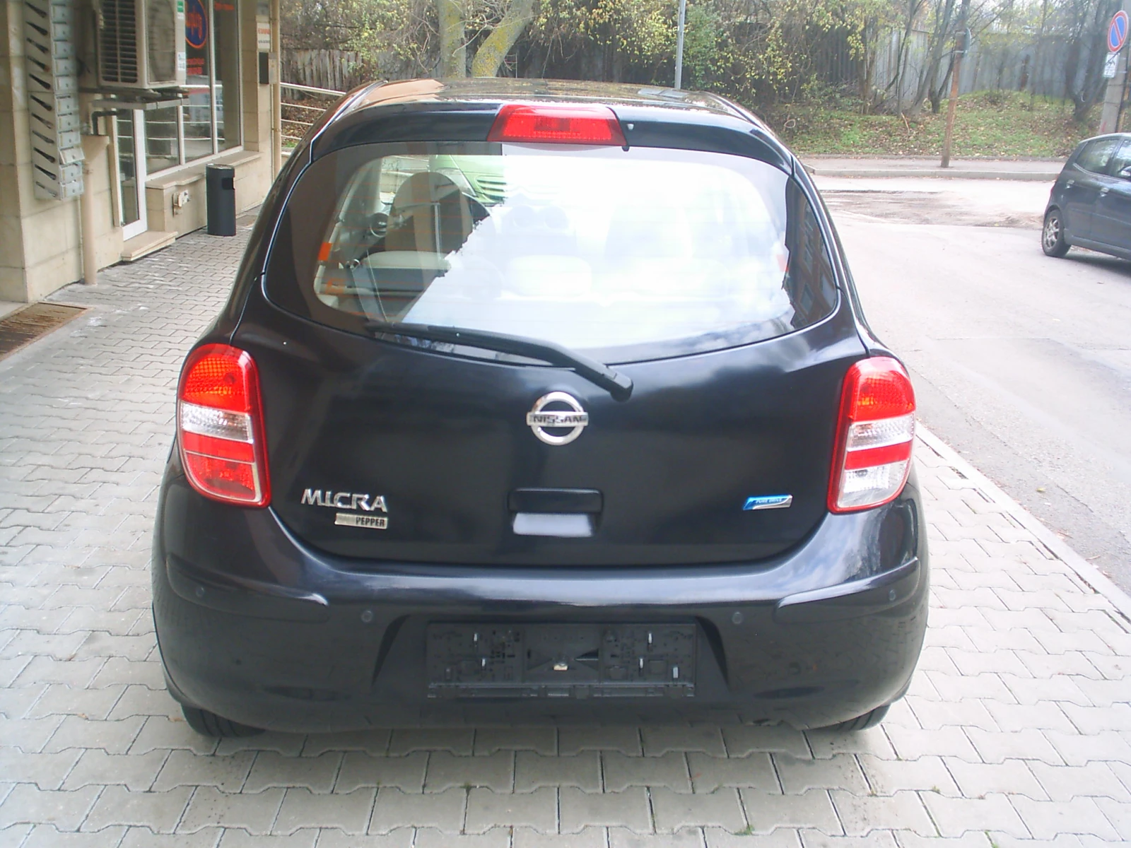 Nissan Micra 1.2 12v 80 к.с - изображение 5