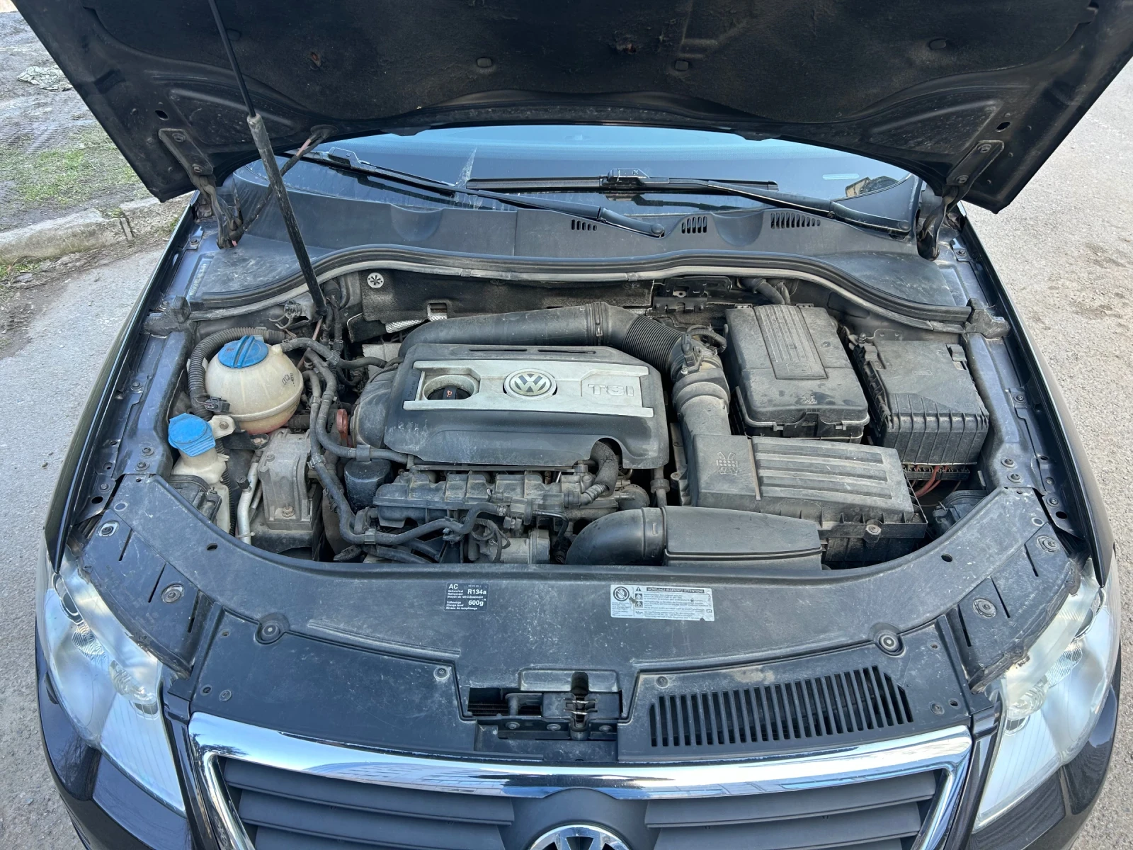 VW Passat 1.8 TSI, снимка 9 - Автомобили и джипове - 53751207