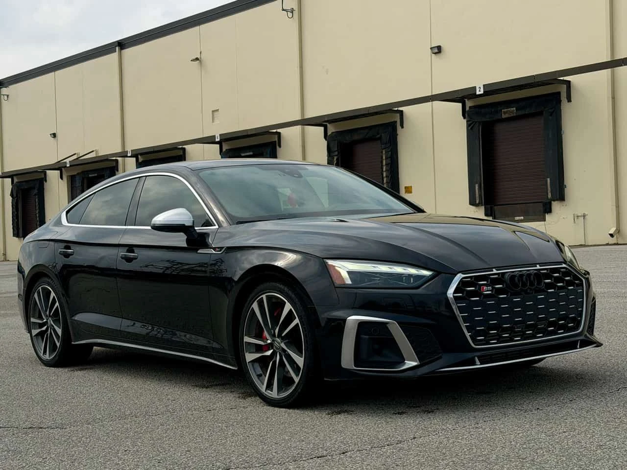 Audi S5 TECHNIK SPORTBACK* ДИСТРОНИК* 360 КАМЕРА* , снимка 3 - Автомобили и джипове - 54046652